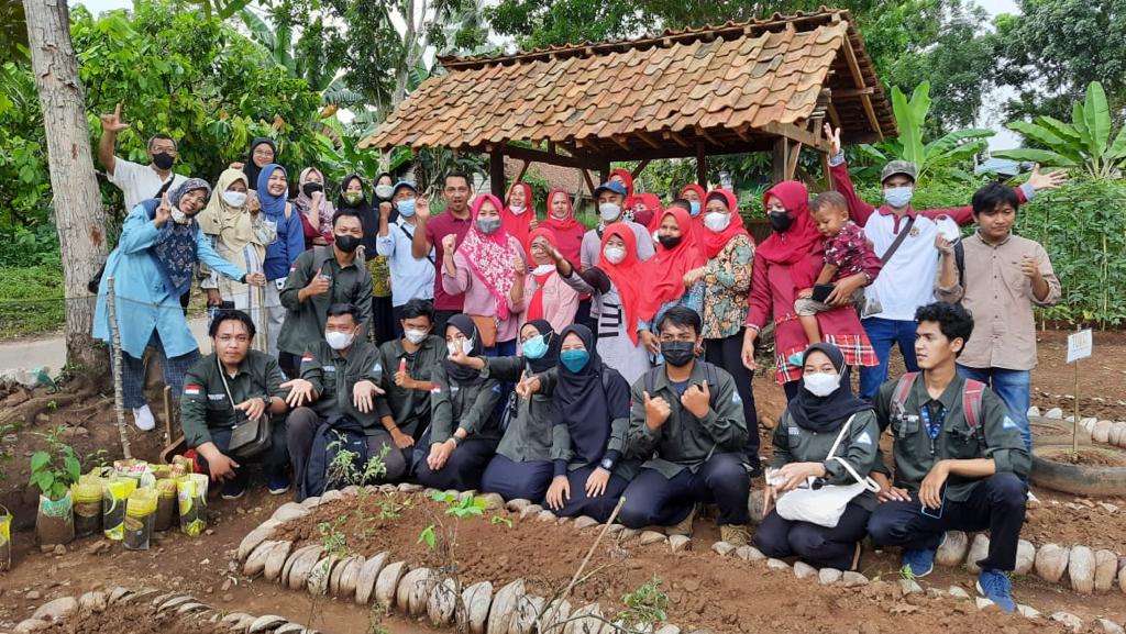 Pengabdian Mahasiswa dan Dosen Perkebunan di Desa Sukaraja Kecamatan Gedong Tataan Kabupaten Pesawaran