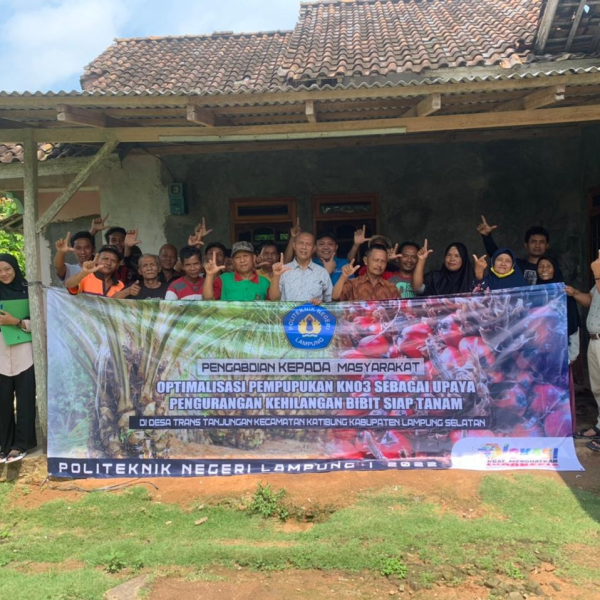 Kegiatan Penyuluhan Budidaya Kelapa Sawit di Desa Trans Tunjungan Lampung Selatan
